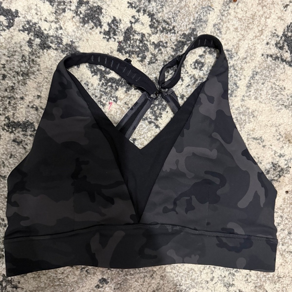 ZYIA Black and Gray Camouflage Sports Bra